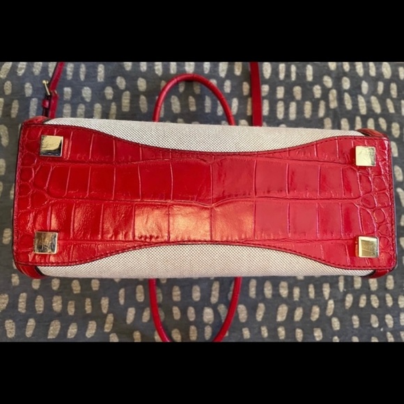 Michael Kor’s Handbag, Off White/Red Leather Trim - Picture 4 of 4